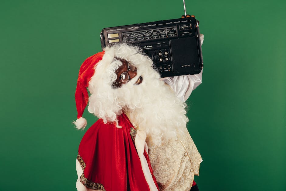 What is an American Christmas like?